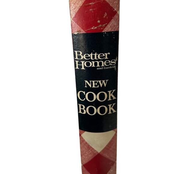 Better Homes New Cookbook 4th printing 1971 8x10” hardcover handwritten notes - Picture 3 of 14